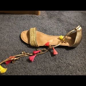 Women’s Lilly Pulitzer tie up sandals